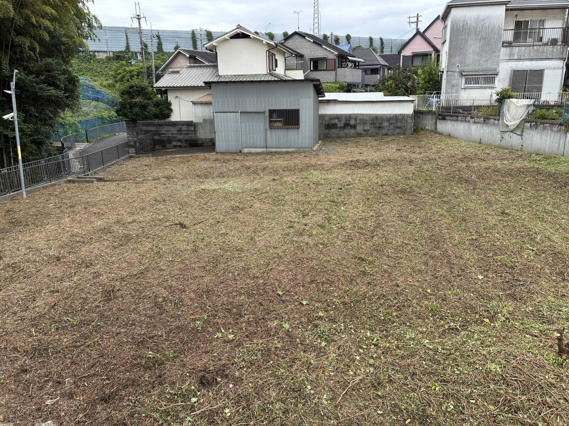 防草シート敷設